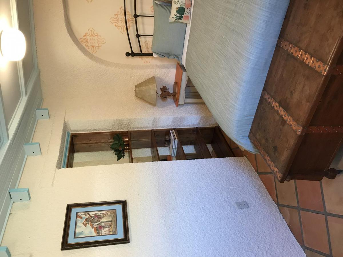 Bed and Breakfast El Viejo Adobe - Across from Sul Ross campus Alpine Exterior foto